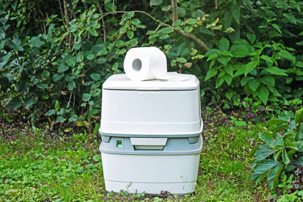 Portable Toilet Options We Offer in Indian Lake, MO